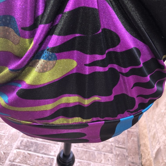 Top - Picture 6 of 6